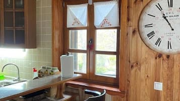 House (Three Bedroom Holiday Home with Swimm) | Private kitchen | Fridge