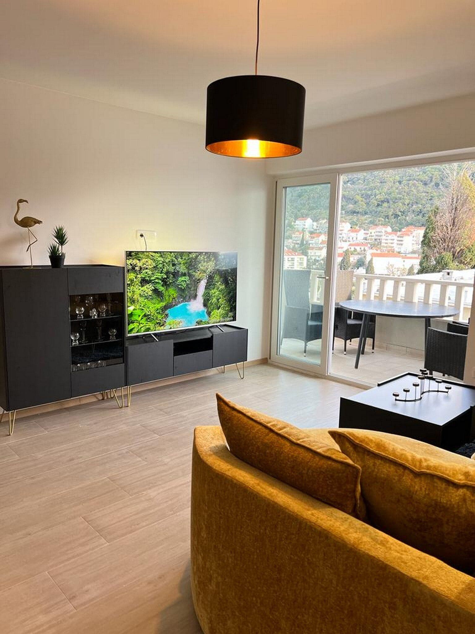 32-inch flat-screen TV with cable channels