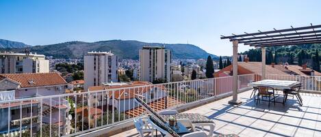 Apartment (One Bedroom Apartment with Terrace) | Terrace/patio