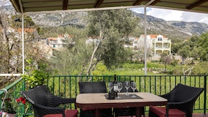 Huoneisto (Three Bedroom Apartment with Terrace) | Terassi/patio