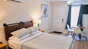 1 soverom, strykejern/-brett, reiseseng for barn og wi-fi (inkludert)