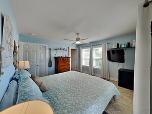 4 habitaciones, tabla de planchar con plancha y wifi gratis 