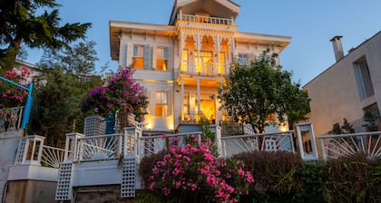 Mansion Milia