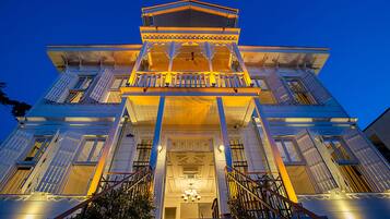 Fachada da propriedade