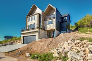 Rumah (6 Bedrooms) | Interior