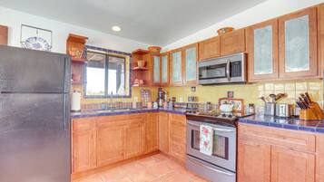 Apartment (0 Bedroom) | Interior