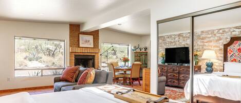 Apartment (0 Bedroom) | Interior