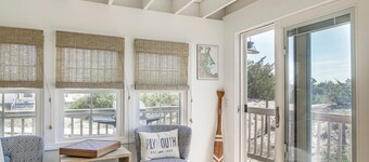 Idyllic Plymouth Vacation Rental - Steps to Beach!