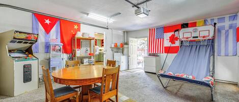 House (3 Bedrooms) | Front of property