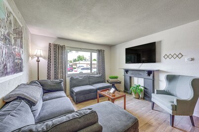 Family-friendly Clovis Home w/ Gas Grill + Patio!