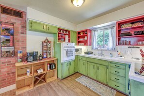 House (3 Bedrooms) | Interior - Family-friendly Clovis Home w/ Gas Grill + Patio! (Clovis)