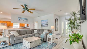 House (3 Bedrooms) | Interior