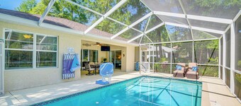 4 Mi to Rainbow Springs: Dunnellon Home w/ Pool!