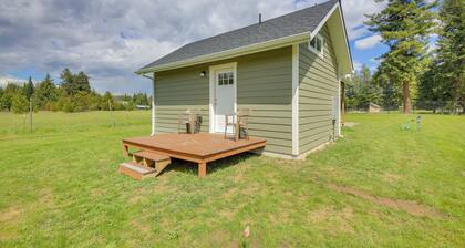 Peaceful Bonners Ferry Cabin w/ Deck & Mtn Views!