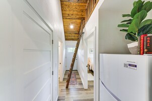 House (1 Bedroom) | Interior