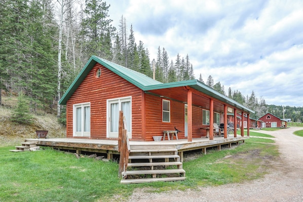 House (2 Bedrooms) | Interior - Hike, Ski, ATV & More: Deadwood Cabin w/ Grill (Deadwood)