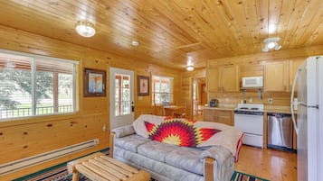 House (1 Bedroom) | Interior