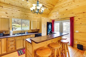 House (1 Bedroom) | Interior