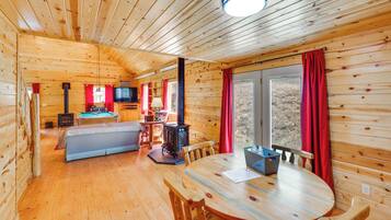 House (1 Bedroom) | Interior