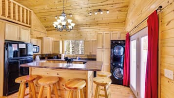 House (1 Bedroom) | Interior