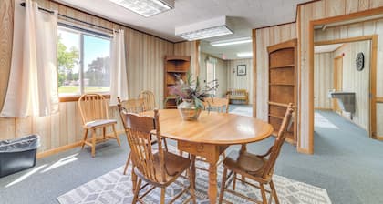 Outdoor Retreat in Atlanta Near Lakes & Trails!