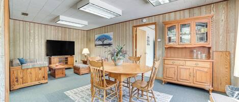Apartment (5 Bedrooms) | Front of property