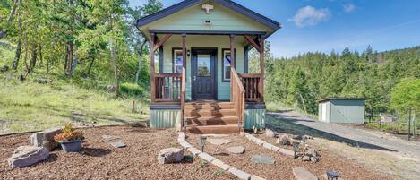 House (1 Bedroom) | Front of property