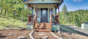 Hiking Trail On-site: Mtn-view Eagle Point Retreat