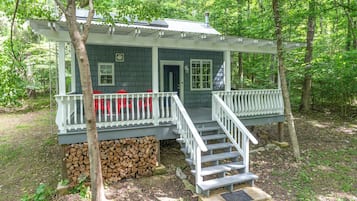 House (1 Bedroom) | Front of property