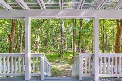 Secluded Vacation Rental Bordering Creek!