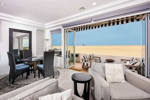 智能電視、壁爐、 辦公室