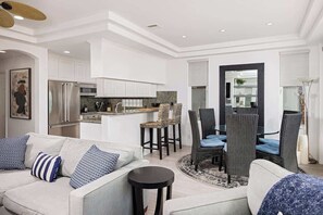 智能電視、壁爐、 辦公室