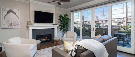 Smart TV, fireplace, offices