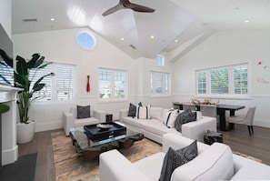 Smart TV, fireplace, offices