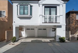 Exterior - Coastal Luxury: Remodeled Duplex w/Rooftop Deck (Newport Beach)