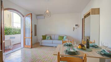 Monolocale Standard, balcone (Missy Apartment Peschiera del Garda) | Interni