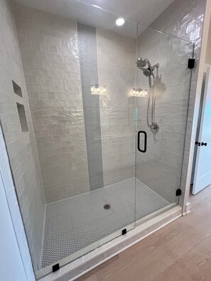 Hair dryer, towels - Private Pool | Pet Friendly | Luxury (Gulf Shores)