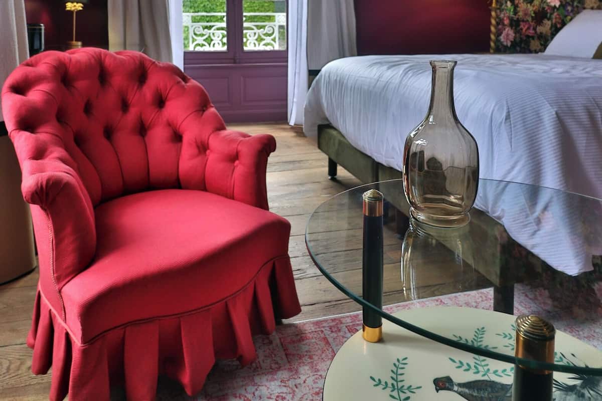 Kamer, 1 twee- of 2 eenpersoonsbedden, privébadkamer (La25) | Verduisterende gordijnen, een strijkplank/strijkijzer, gratis wifi