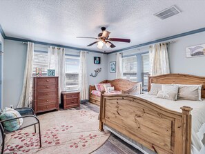 House, 2 Bedrooms | 2 bedrooms, iron/ironing board, free WiFi - Shore Better Than Work 4 Bedroom Home by RedAwning (Rockport)