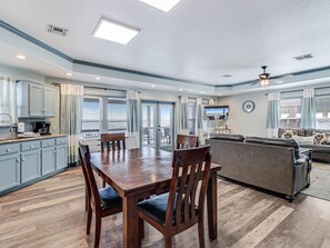 Hus - 2 sovrum | Restauranger