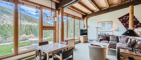 Apartment, 3 Schlafzimmer | Blick von der Unterkunft