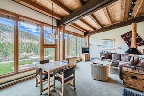 Apartment, 3 Schlafzimmer | Blick von der Unterkunft