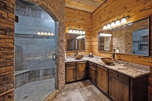 Hair dryer - The Rustic Ritz|2BD 2BTH|Hot tub|Shuffleboard|Luxury|SLPs8 (Broken Bow)