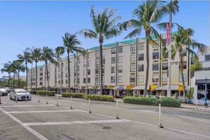 Exterior - Zen on south beach (Miami Beach)