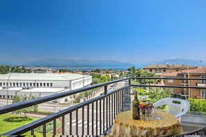 Family Apartment, 2 Bedrooms (Casa Ferrari) | Balcony