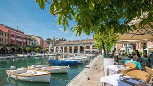 Unclassified image, 3 of 27, button - Casa Ferrari Lake View in Desenzano (Desenzano del Garda)