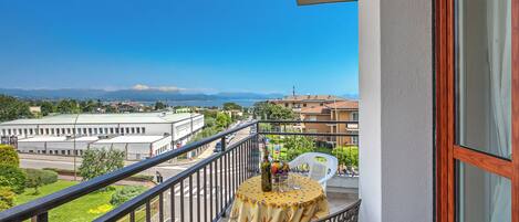 Family Apartment, 2 Bedrooms (Casa Ferrari) | Balcony