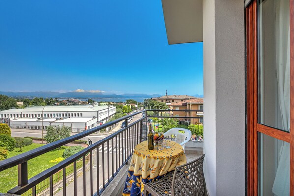 Family Apartment, 2 Bedrooms (Casa Ferrari) | Balcony