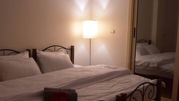 1 bedroom, iron/ironing board, WiFi, bed sheets