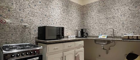 Fridge, microwave, oven